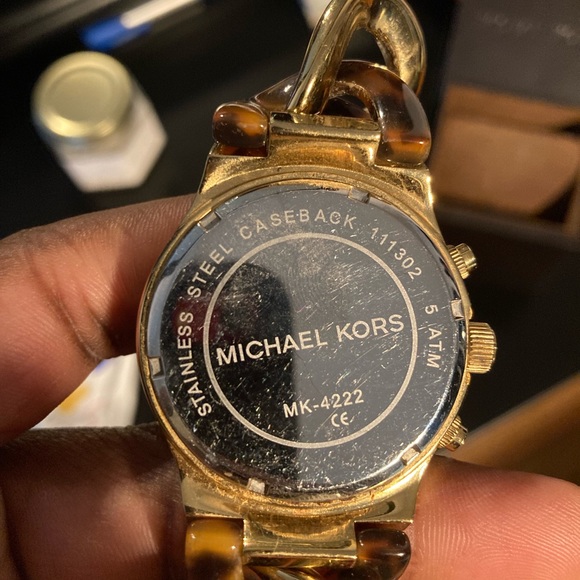 Mk-4222 watch - Picture 3 of 3